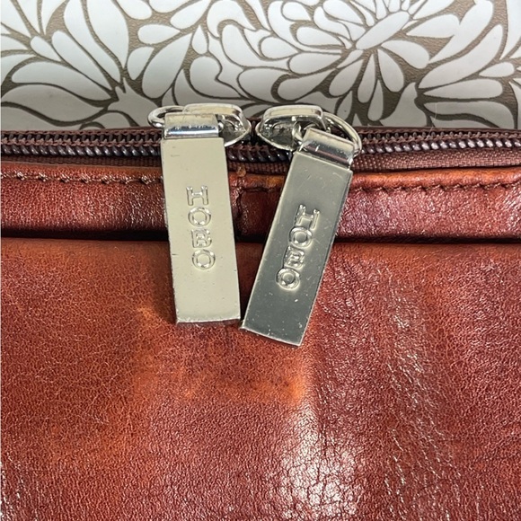 HOBO International Crossbody leather bag/orginizer - Picture 12 of 15